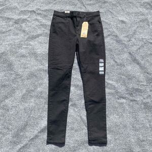 NWT Levis 720 Womens Black High Rise Super Skinny Jeans Size 12 Medium W31 L30